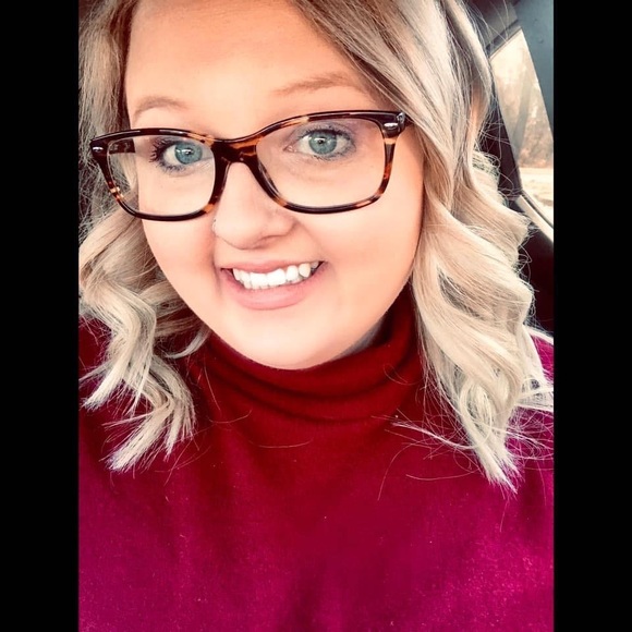 Meet your Posher, Anna - Picture 1 of 1